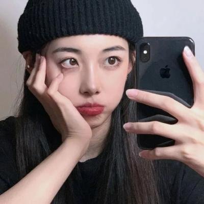 白色微笑
